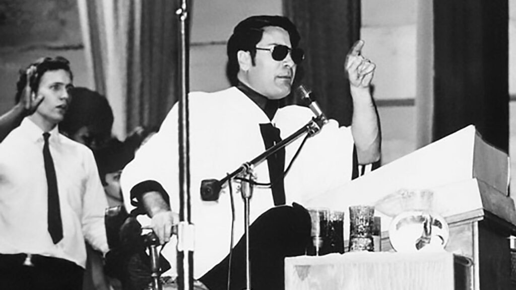 Kim był Jim Jones? | American Experience | Oficjalna strona | PBS